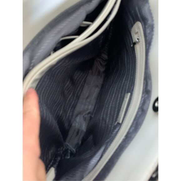 Simply vera wang tote snake skin like - Picture 5 of 6